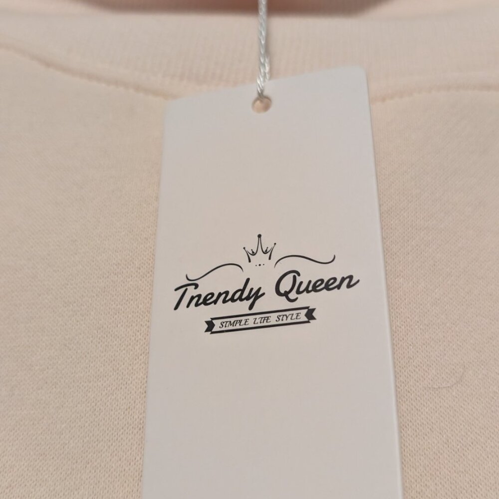 Trendy Queen Cream Crewneck Sweatshirt | Size S | NWT - Picture 6 of 8